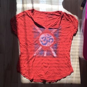 yoga t shirt